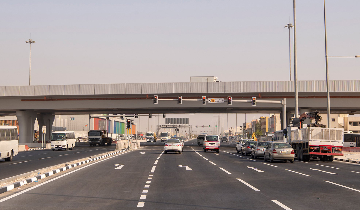 Interchange linking Al Kassarat with Street 33 open for traffic